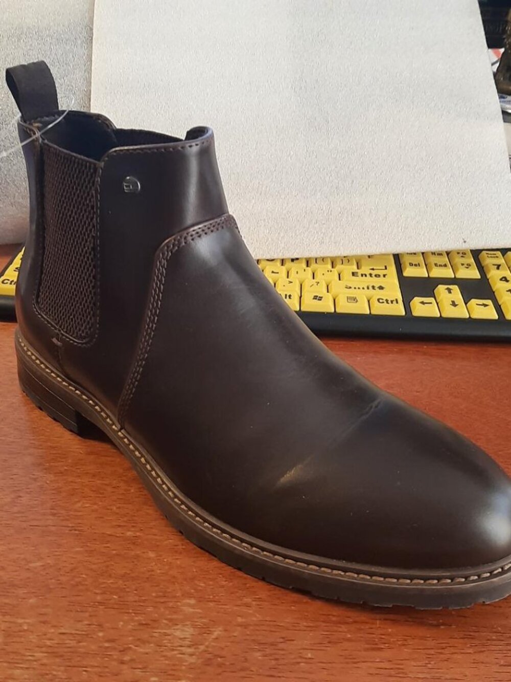 NEW TAG ! Tommy Hilfiger Men Roklan Chelsea Boot Dark Brown Size 9.5
